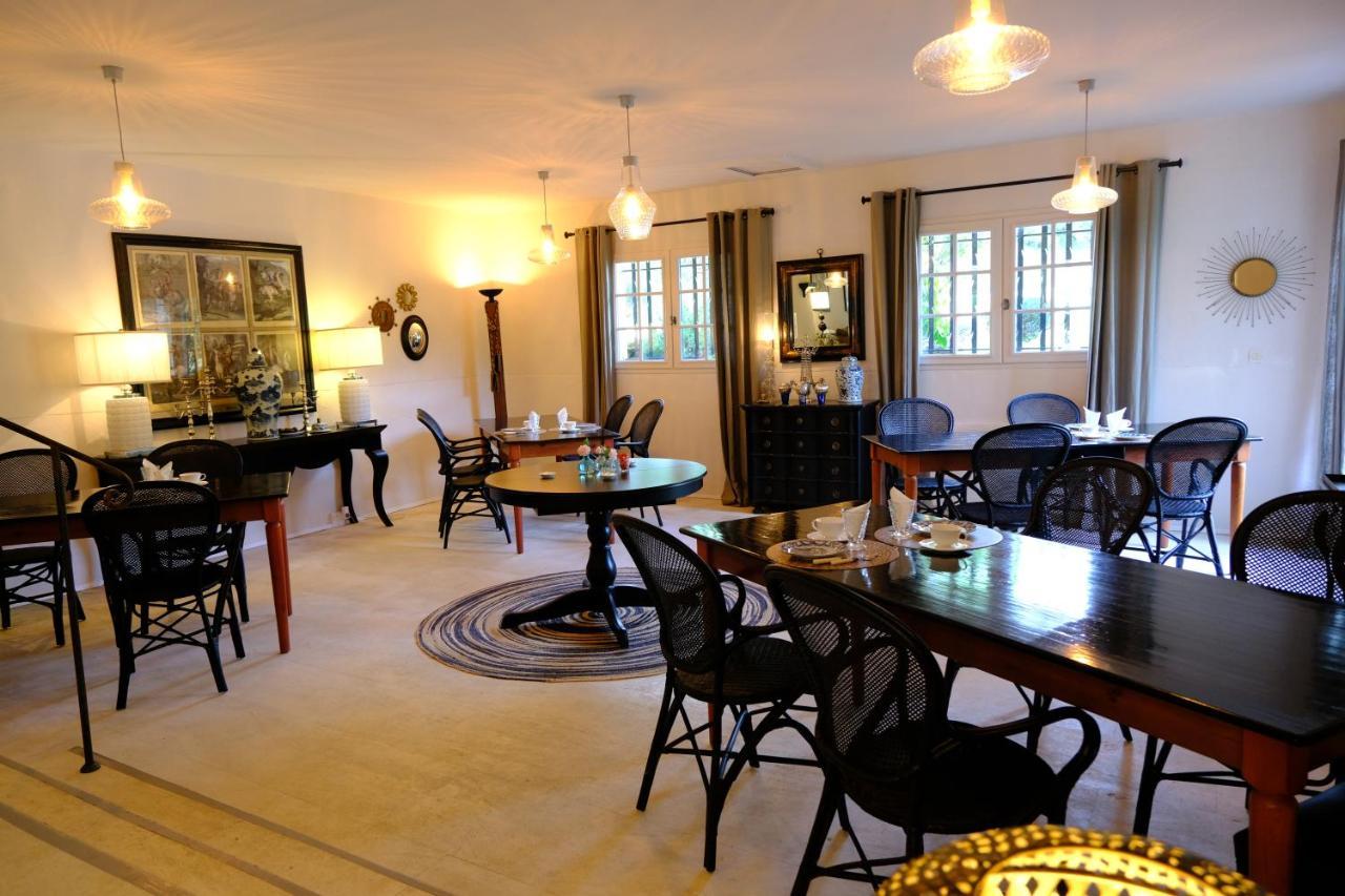 Domaine Le Bois Des Dames Bed & Breakfast Chantemerle-les-Grignan Exterior photo