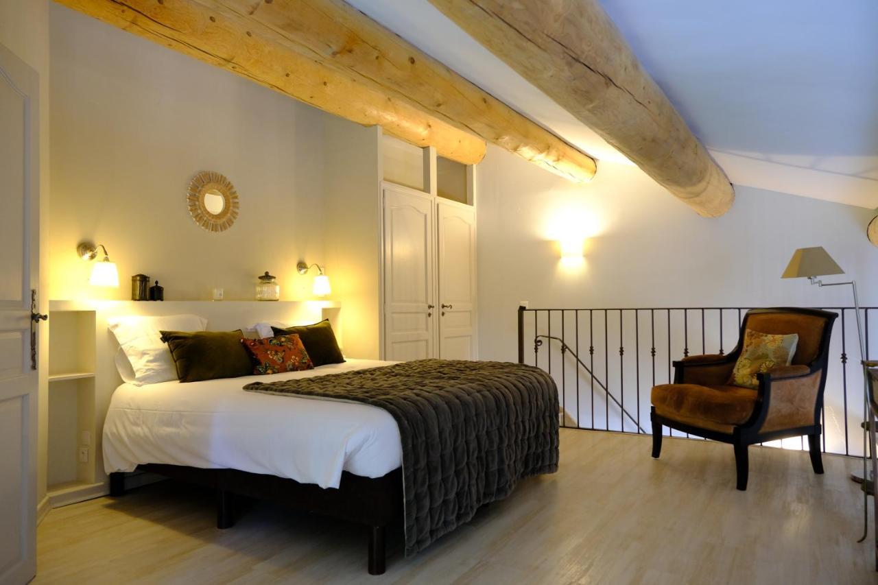 Domaine Le Bois Des Dames Bed & Breakfast Chantemerle-les-Grignan Exterior photo