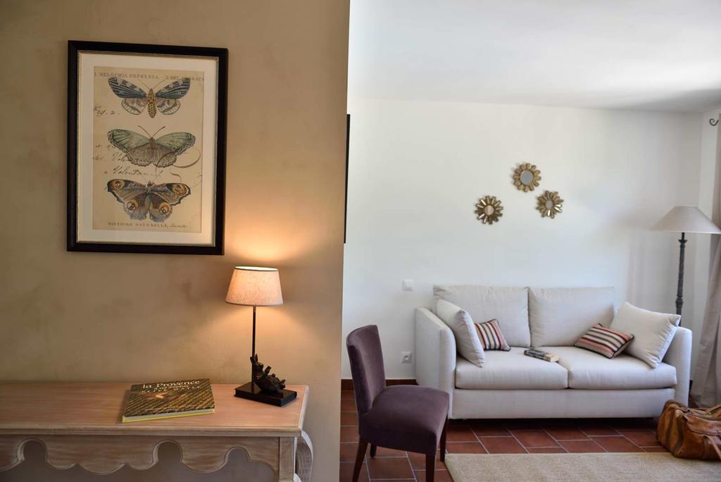 Domaine Le Bois Des Dames Bed & Breakfast Chantemerle-les-Grignan Exterior photo